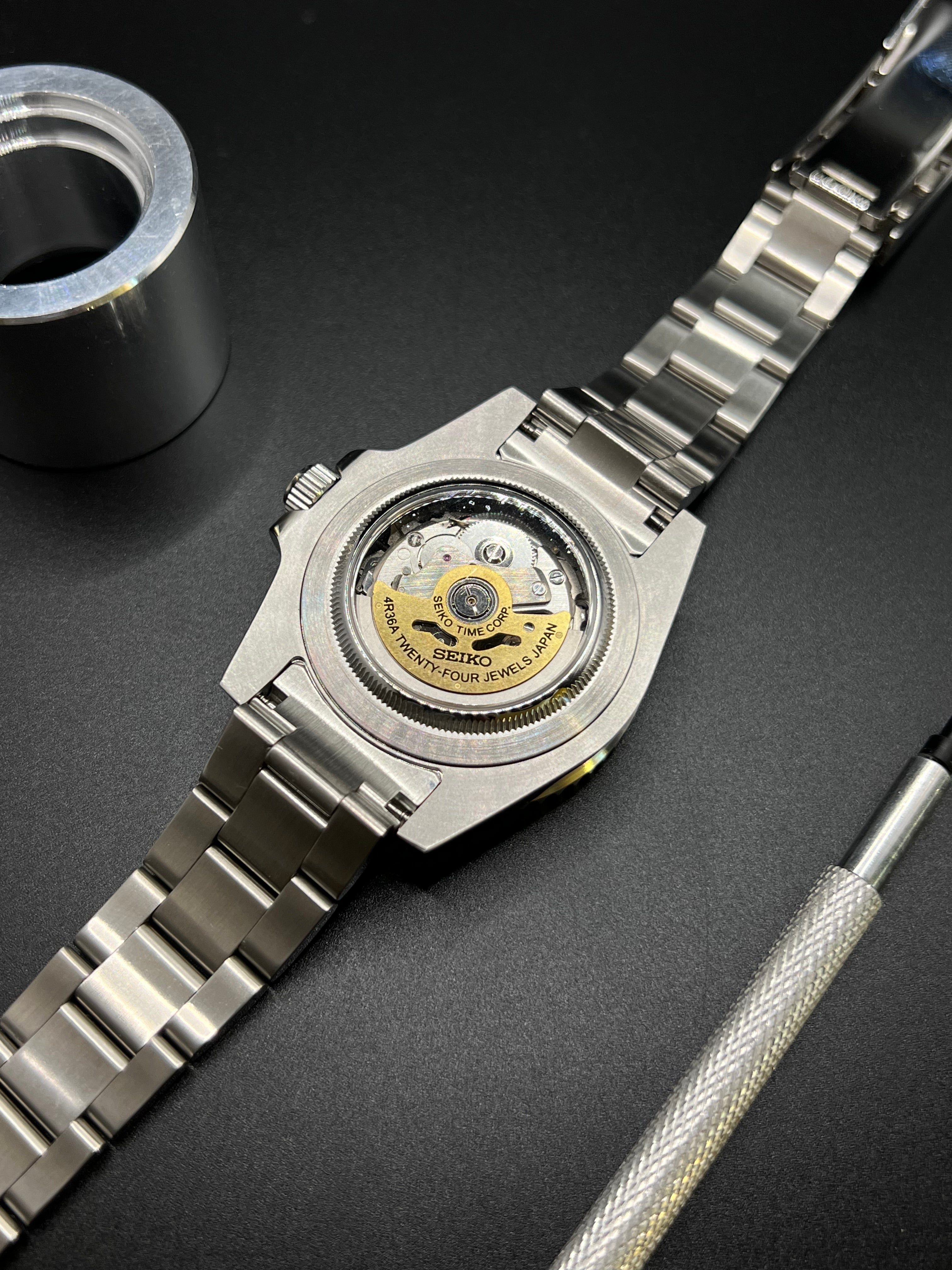 GMT Master Bruce Wayne Stahl - Seiko Mod