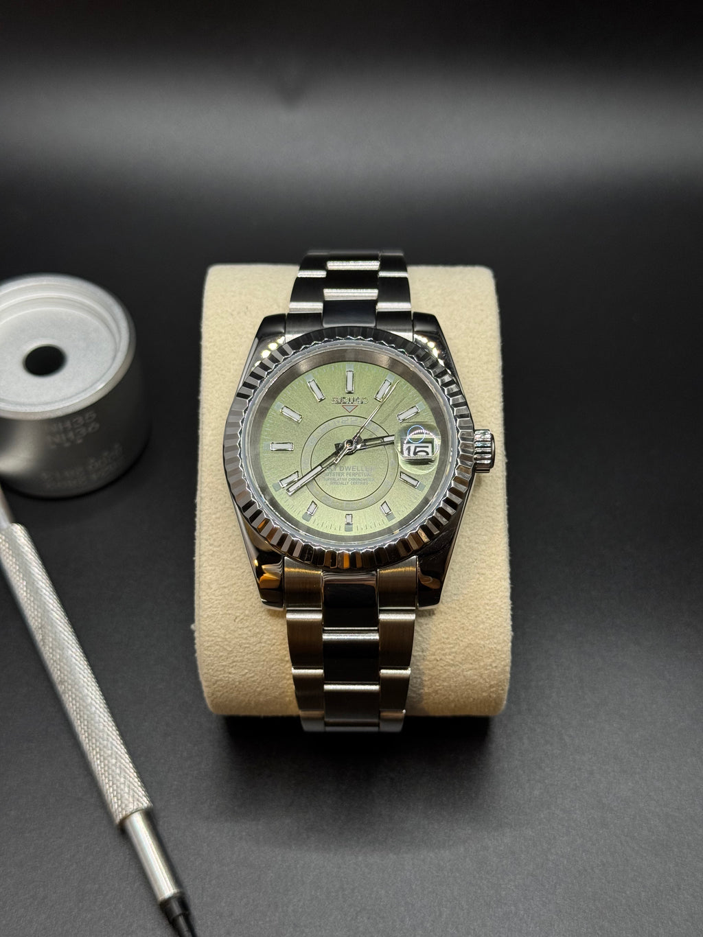 SkyDweller Oyster Olive Grün - Seiko Mod